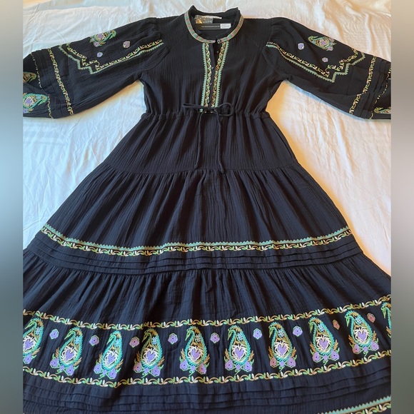 Secret Mission Felicia Maxi Dress Black with Paisley Embroidery Size M NWT - Picture 5 of 10